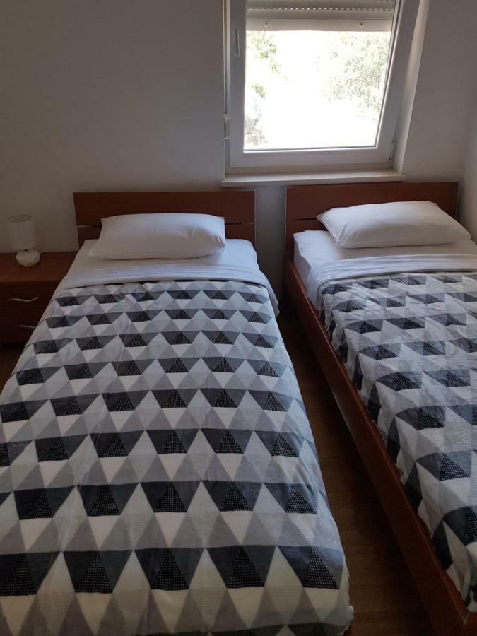 Apartment Novalja 4+2 Εξωτερικό φωτογραφία